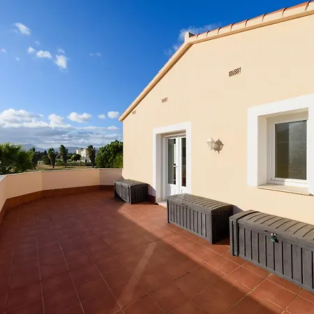 Dom wakacyjny Caddy By On Travel Oliva